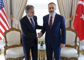 Μπλίνκεν σε Φιντάν: Χαιρετίζω τις συνεχιζόμενες επαφές μεταξύ της Τουρκίας και της Ελλάδας