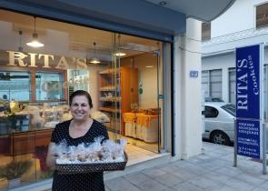 Rita’s cookies: Στην Κοκκινιά θα βρεις τα καλύτερα κουλούρια, τσουρέκια αλλά και…κουραμπιέδες