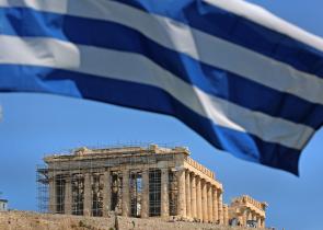 Τα τρία μέτωπα που θα κρίνουν την πορεία της οικονομίας το 2025