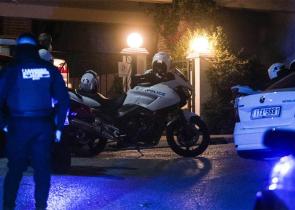 Ηλιούπολη: Θρίλερ με τη νεκρή μητέρα και γιο σε διαμέρισμα - Τα σενάρια που εξετάζουν οι Αρχές
