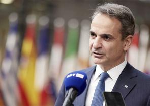 Πώς ο Μητσοτάκης στέλνει την αντιπολίτευση στον... κουβά