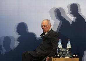 Βόλφγκανγκ Σόιμπλε: Το Grexit, ο «ποπ σταρ» Βαρουφάκης και το δείπνο με Βενιζέλο - Γιατί ευχήθηκε στον Τσίπρα να μην κερδίσει τις εκλογές