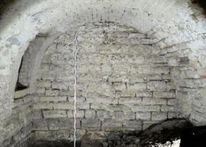 Ερείπια ενός παλατιού 1.000 ετών εντοπίστηκαν σε κρυφό θάλαμο κάτω από ναό