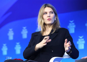 Έρευνα της οικονομικής αστυνομίας στο σπίτι της Εύας Καϊλή παρουσία Βέλγου εισαγγελέα