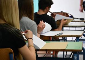 Πανελλήνιες 2025: Πρεμιέρα στις 30 Μαΐου - Το αναλυτικό πρόγραμμα
