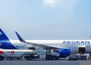 Καύσιμα SAF σε όλα τα ελληνικά αεροδρόμια από HELLENiQ ENERGY και Neste