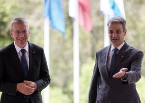 Μητσοτάκης: Αναγκαία η ενίσχυση της ευρωπαϊκής άμυνας (Video&Photos)