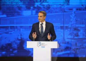 Η απήχηση των παροχών, τα μηνύματα Μητσοτάκη μέσω ΔΕΘ και το δίλημμα των Εκλογών του 2027