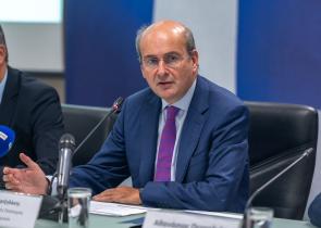 Χατζηδάκης: O προϋπολογισμός συνδυάζει δημοσιονομική σοβαρότητα και οικονομική ανάπτυξη