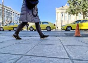 Αθήνα: Η πόλη με τα πεζοδρόμια σκοτώστρες
