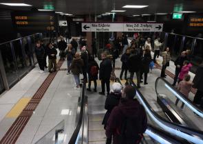 «Κοσμοπλημμύρα» στο Μετρό της Θεσσαλονίκης
