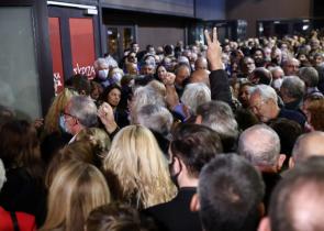 Λεπτό προς λεπτό το Συνέδριο της ντροπής – ταφόπλακα του ΣΥΡΙΖΑ
