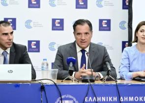Γεωργιάδης: Τα τρία πρώτα μέτρα για να μειωθούν οι ουρές στα φαρμακεία του ΕΟΠΥΥ