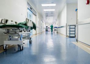 Θάνατος φοιτητή στην Πάτρα: Τι είναι η «κεραυνοβόλος» μηνιγγίτιδα
