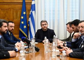Ανδρουλάκης: H Kυβέρνηση παίρνει αποφάσεις ερήμην της Τοπικής Αυτοδιοίκησης