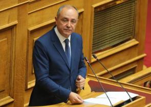 Επίθεση και στο γραφείο του Θεόδωρου Καράογλου
