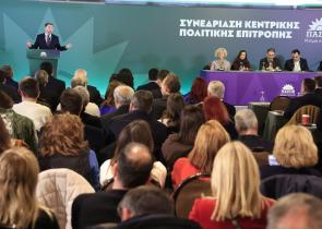 Ξανά τα... μαχαίρια στο ΠΑΣΟΚ κατά του Ανδρουλάκη!