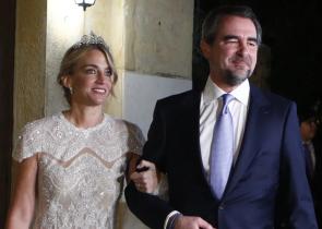 Παντρεύτηκαν Νικόλαος Ντε Γκρες και Χρυσή Βαρδινογιάννη (Videos&Photos)
