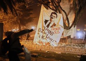 Οι εισαγγελείς ζήτησαν την προφυλάκιση Ιμάμογλου - Εν αναμονή της απόφασης