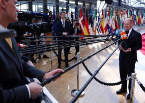 Σολτς: Η Ευρώπη πρέπει να ενισχύσει την Ουκρανία για μια βιώσιμη εκεχειρία