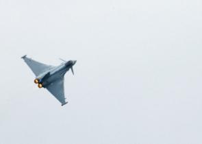 Βρετανικά μαχητικά της RAF αναχαίτισαν δύο ρωσικά αεροσκάφη στη Βαλτική Θάλασσα
