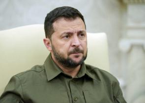 Ο Β. Ζελένσκι προτείνει στη Μόσχα να σταματήσουν οι αεροπορικές επιθέσεις για 30 ημέρες