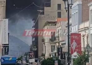 Πάτρα: Υπό έλεγχο η φωτιά σε κατάστημα – Εκκενώθηκε ξενοδοχείο (Videos&Photos)