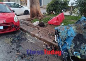 Θεσσαλονίκη: Έβαλαν φωτιά σε κάδους απορριμμάτων