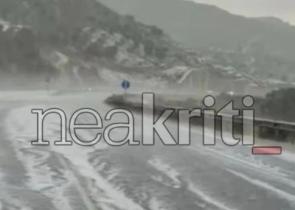 Κρήτη: Σφοδρή χαλαζόπτωση στη Μεσαρά προκάλεσε προβλήματα